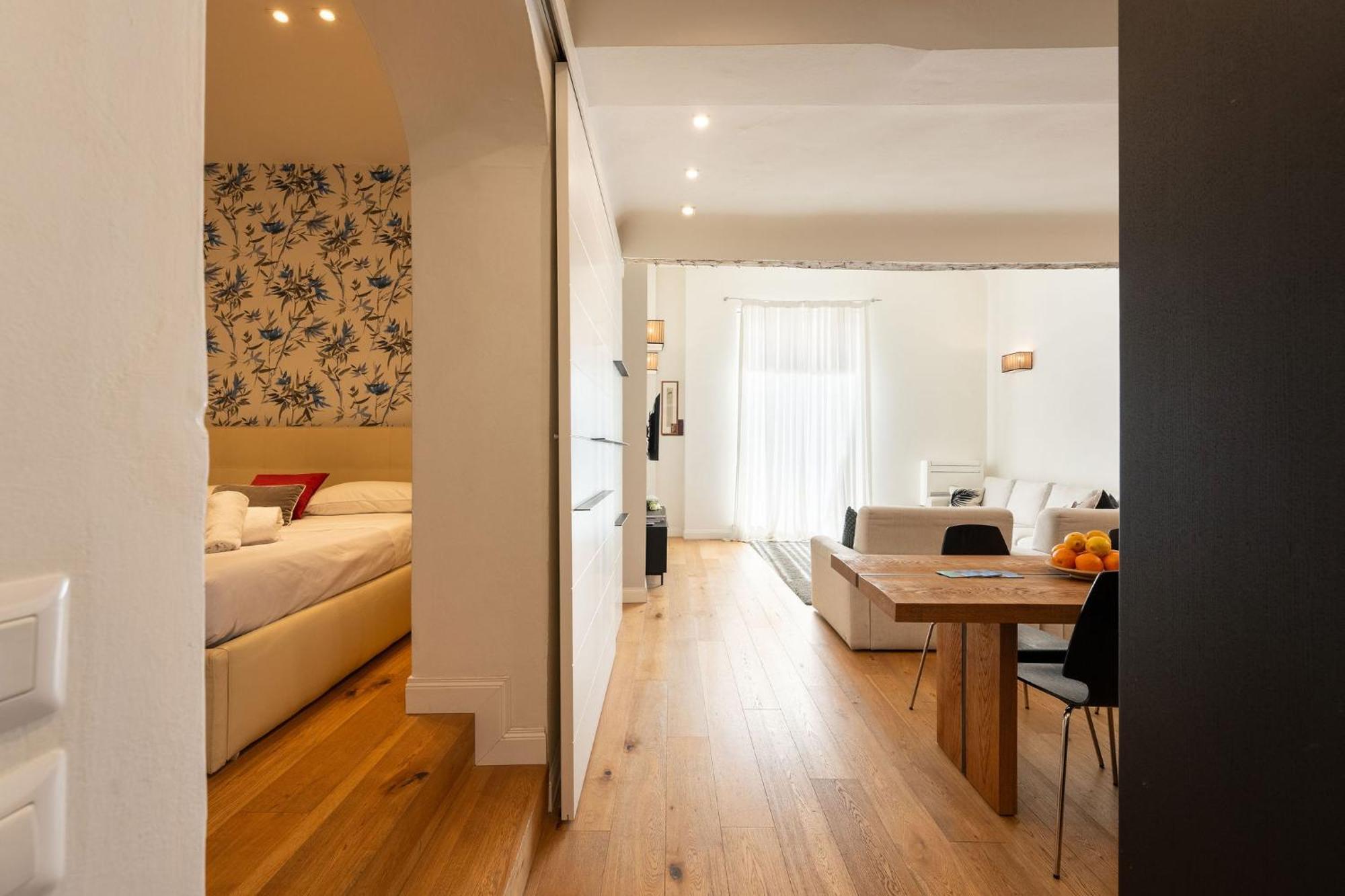 Ta - One Bedroom Luxury Apartment In The Fashion District 피렌체 외부 사진